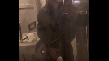 The most dirty toilet on the train want to piss on me in there and suck