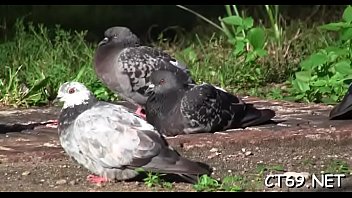 Hot wench gets naked and starts enjoying the merciless sex