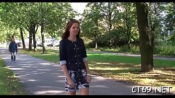 Hot wench gets naked and starts enjoying the merciless sex