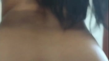 De tanto saltar casi me dobla el nepe