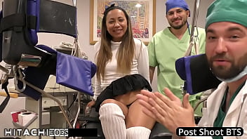Freshman gets mandatory hitachi orgasm from doctor tampa melany lopez