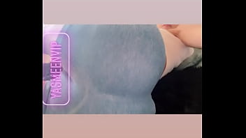 Mmm viens me lécher les fesses après le sport