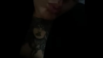 Hello mon chou tu veux en voir plus tu veux de l’exclu abonnés toi