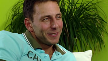 Blonde milf caty campbell riding cock