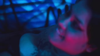 Goddess rotten venus gags slave with her feet