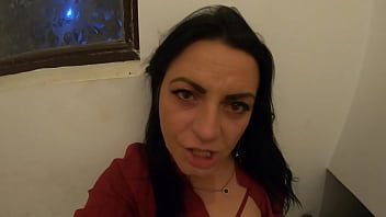 Intimate pov – morning pee soft touch & intense orgasm