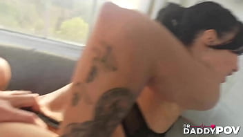 Tattooed milf izi blu reaches out to doctor for immediate sex advice