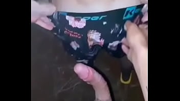 Brunnoh Gama Comendo Um Cuzinho Na Pele thumbnail