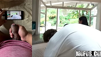 Reacting to petite asian cindy starfall video