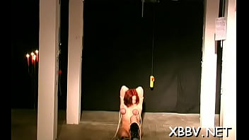 Foxy perfection spreads her legs and masturbates