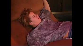 Sexy slut gets an orgasm from anal sex