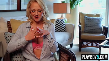 Big boobs and booty all american blonde shows off her amazing curves