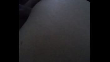 Le encanta montar la verga y lo hace muy bien