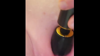 I need something long and hard to pound this phat pussy