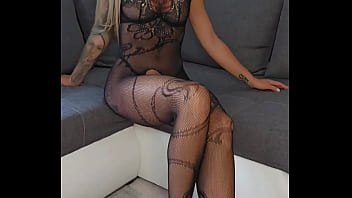 Tu veut une vidéo personnalisé dans cette magnifique combinaison fait moi