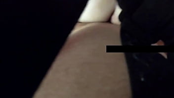 Mi marido exige una videollamada donde me folle su hijastro al menos una vez al mes