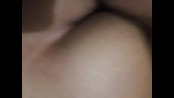 Tatuado arrebenta a coroa no pau