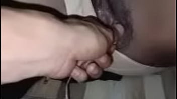 แหกหีเธอเอาควยยัดแตดจนแตกใน