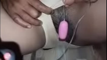 แหกหีเธอเอาควยยัดแตดจนแตกใน