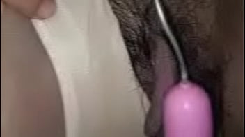 แหกหีเธอเอาควยยัดแตดจนแตกใน