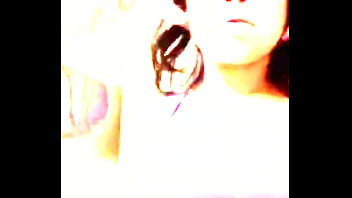 Ebony booty twerking