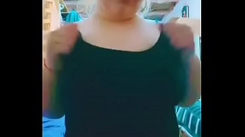 Le encanta tocarse a la putita