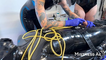 Shock mistressae & lady valeska’s livewire fun