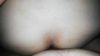 Destrozando un culito rico