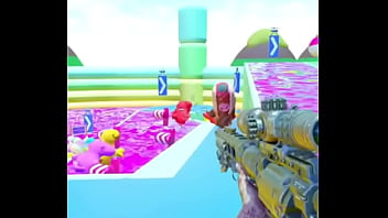 Falgays não suporta e jarra pela arena