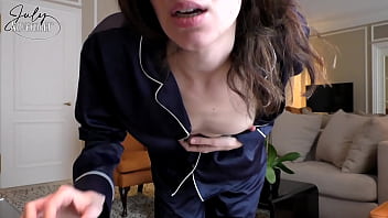 Si je te dis comment te branler tu sortiras du lit joi allez sors du lit