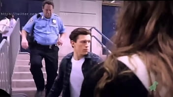 Miranha tomando no cu