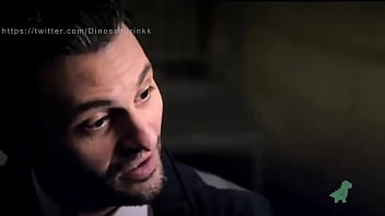 Miranha tomando no cu