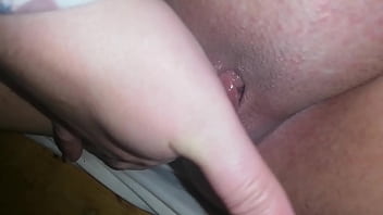 Mulher casada manda video para comedor