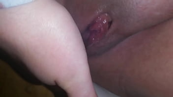 Mulher casada manda video para comedor