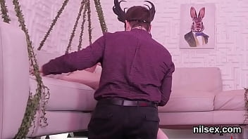 Wild whore gets her fuckholes stretched and intensely pounded