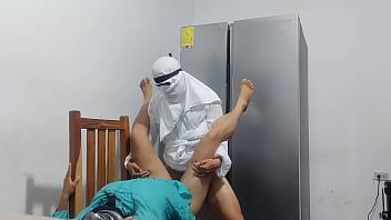 Arabian fucks in front of the refrigerator and has a great orgasm real sex Arabian fucks in front of the refrigerator and has a great orgasm real sex