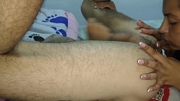 Sexo oral mete tu dedo y lengua en mi culo y acabo enseguida