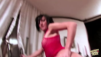 The gorgeous brunette prepares for deep anal penetration by undressing and using large dildos