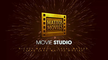 Negão roludo me arrombou não resisti aquela piroca gigante e dei buceta e cu pra ele