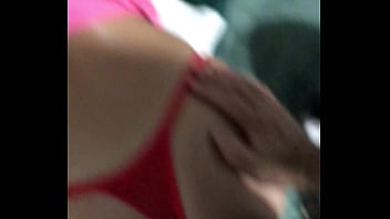 Ela gosta de se exibir