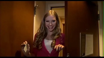 Racy Barely Legal Gf Avril Brought To Orgasm thumbnail