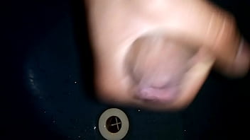 Chico Caliente Muestra Su Pene thumbnail