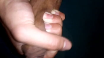 Chico Caliente Muestra Su Pene thumbnail