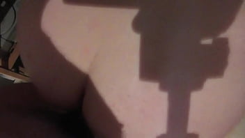 Córrete en mi culo la mujer de mi amigo