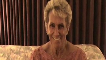 Mature does a gangbang