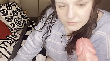 Thick virgin girl does ass to mouth with a realistic dildo