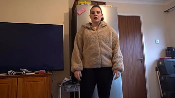 Frustarated big butt stepsister rides cock to deep creampie for a workout