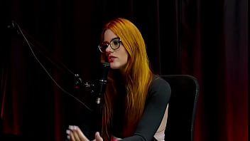 Já fica com mulheres a bastante tempo é a única que fala que é liberal e os curiosos do site pornô bella ruiva watch sheer red