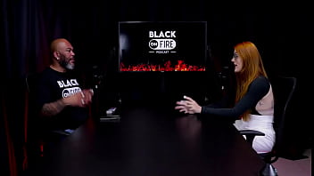 Já fica com mulheres a bastante tempo é a única que fala que é liberal e os curiosos do site pornô bella ruiva watch sheer red