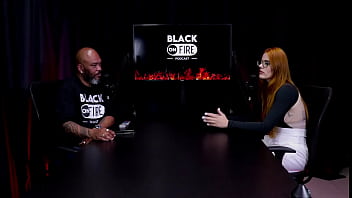 Já fica com mulheres a bastante tempo é a única que fala que é liberal e os curiosos do site pornô bella ruiva watch sheer red